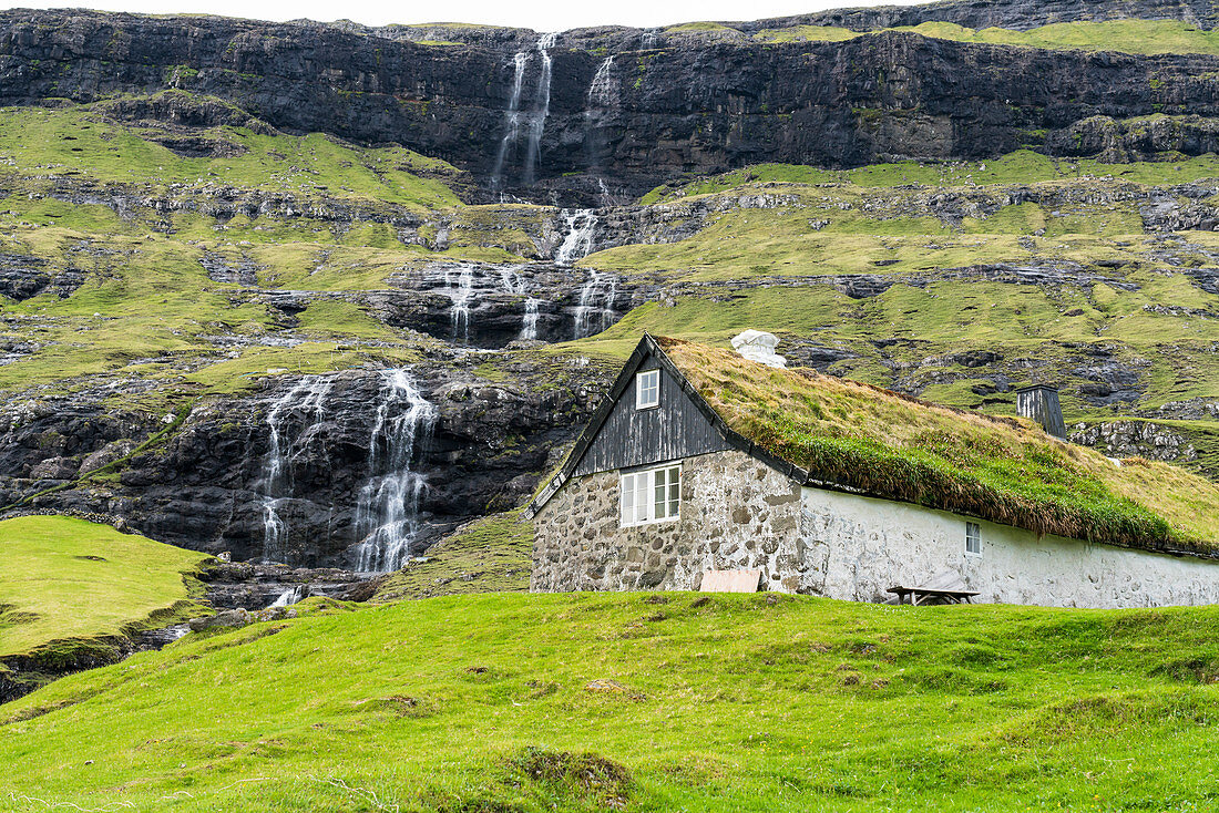 Traditional house with grass roof, Saksun, Streymoy island, Faroe Islands, Denmark, Europe