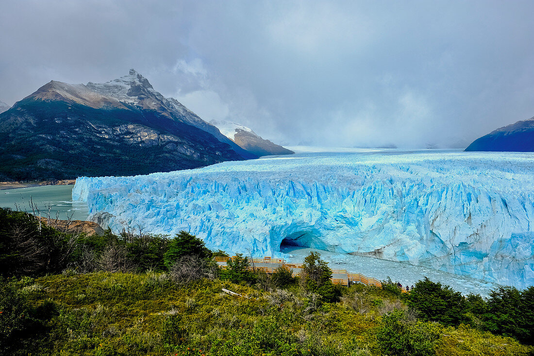 Scenic view of Perito Moreno Glacier, Los Glaciares National Park, El Calafate, Santa Cruz Province, Argentina