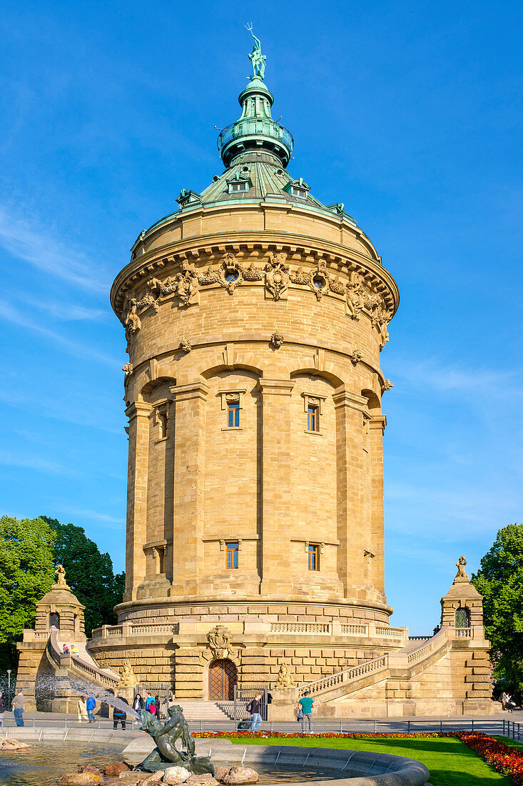 Mannheimer Wasserturm water tower on Friedrichsplatz, 60 meter tall, built 1886 to 1889, Mannheim, Baden-Wurttemberg, Germany