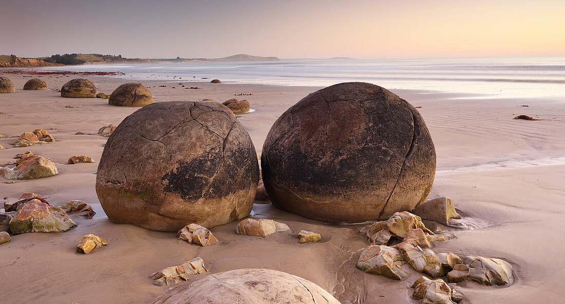 Moeraki Boulders, Otago, Südinsel, Neuseeland, Ozeanien