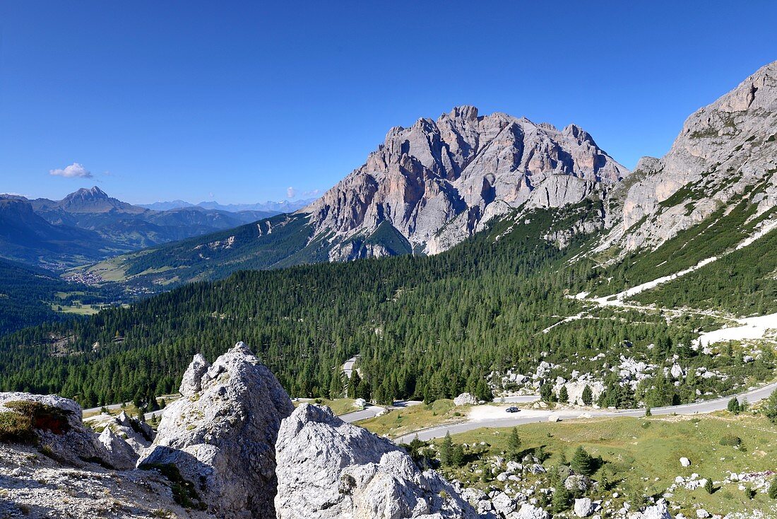 Rifugio auf dem Valparola-Pass bei St.Kassian, Alta Badia, Dolomiten, Südtirol, Italien