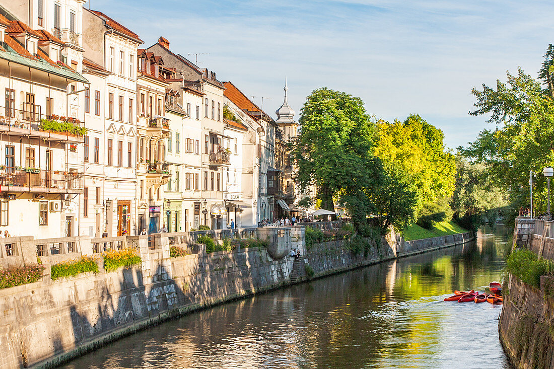 Häuser an der Sava, Ljubljana, Slowenien, Europa