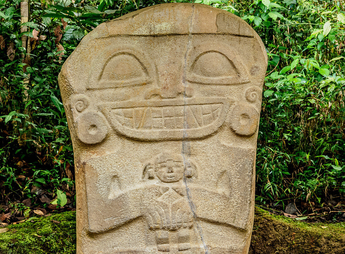 Präkolumbianische Skulptur, Archäologischer Park San Agustin, UNESCO-Welterbestätte, Department Huila, Kolumbien, Südamerika