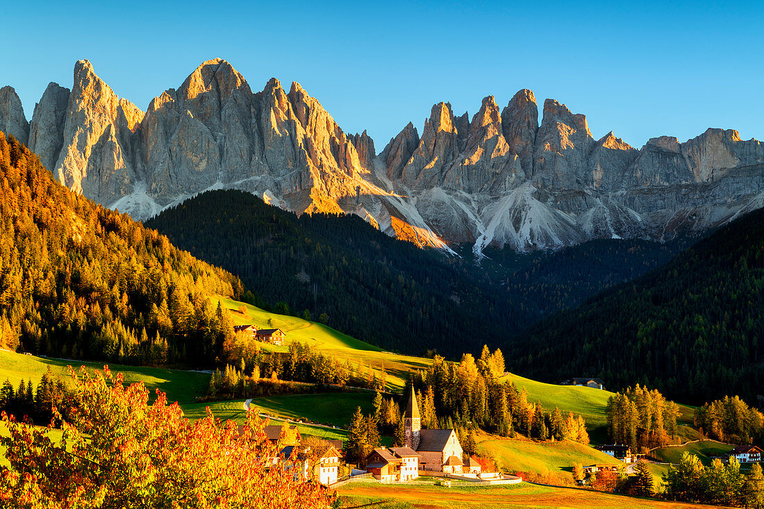 Funes Valley in autumn season, Santa Magdalena, Bolzano Province, Trentino-Alto Adige, Italy, Europe