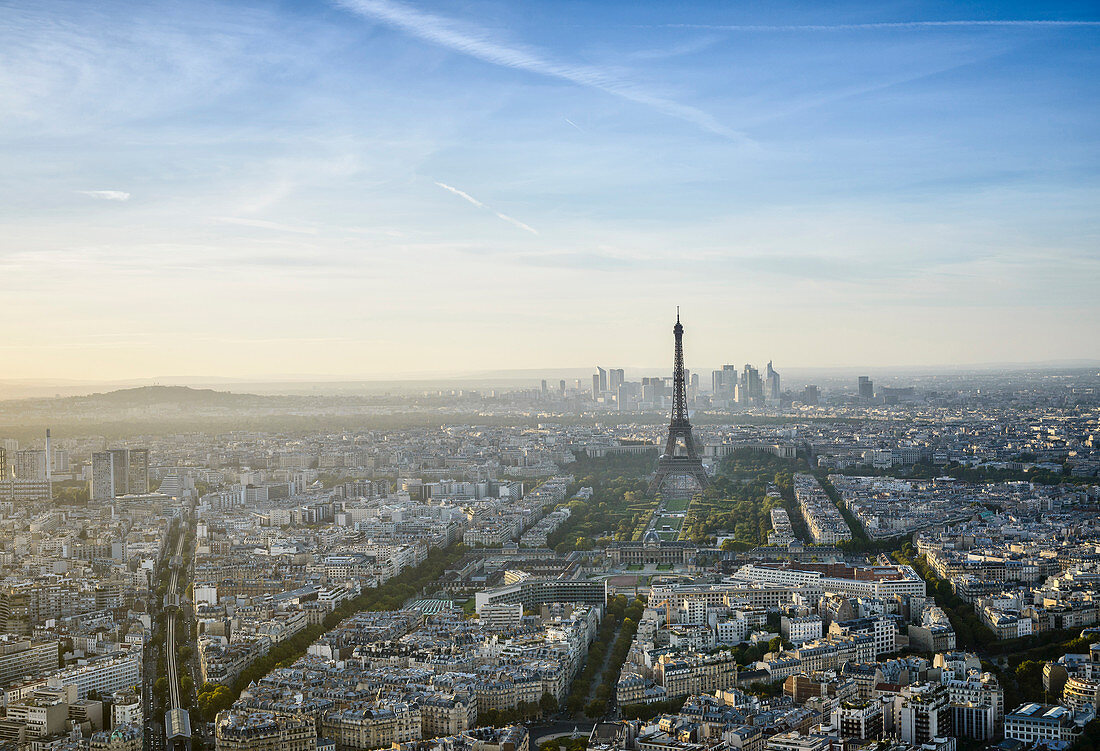 Luftaufnahme von Paris, Ile de France, Frankreich