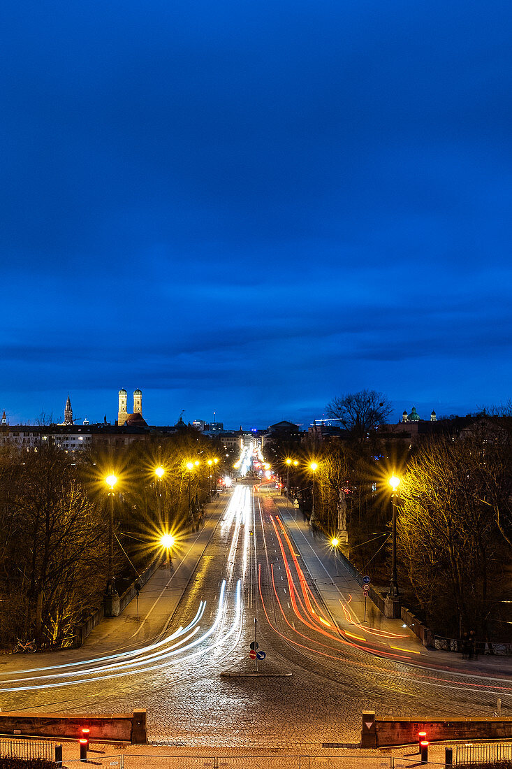 View of the Maximilansbrücke and downtown Munich from the Maxilianeum, Munich, Bavaria, Germany