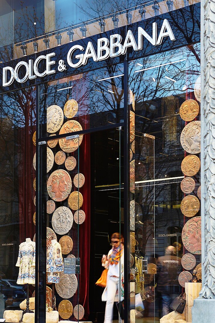 France, Paris, Luxury shops on Montaigne Avenue, Dolce & Gabbana