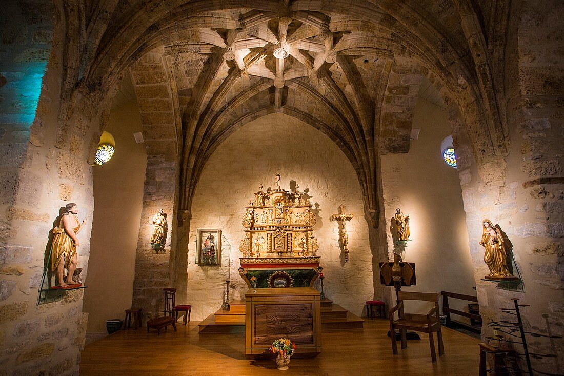 Kirche, Larrau, Baskenland, Pyrenees Atlantiques, Frankreich