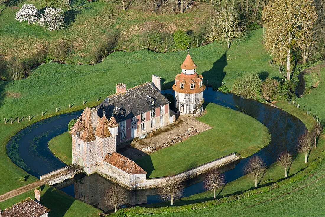 France, Calvados, Cambremer, Bais manor, pigeonhole dating from the 16th century (aerial view)