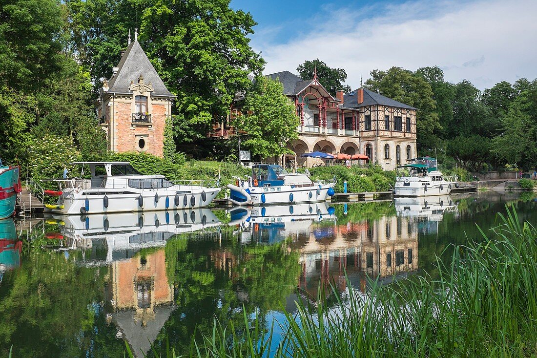 France, Moselle, Sarreguemines, Sarre valley, Brasserie du Casino des Faienciers on the banks of the Sarre river, built in 1878 and the late Renaissance style Geiger pavilion