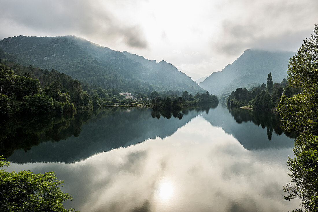 Mountain lake, Sampolu, near Ghisonaccia, Corse-du-Sud department, Corsica, France