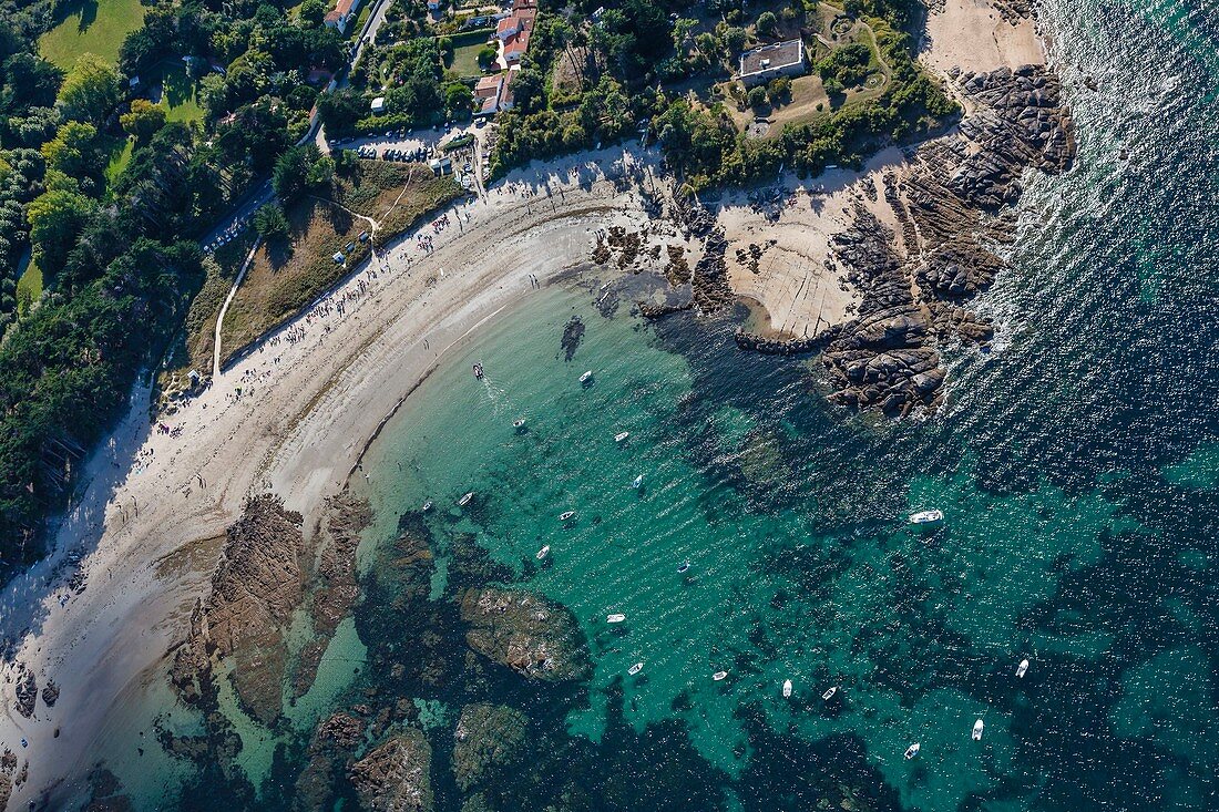 Frankreich, Vendee, Yeu Island, Pointe Gauthier und Les Sapins Strand (Luftaufnahme)