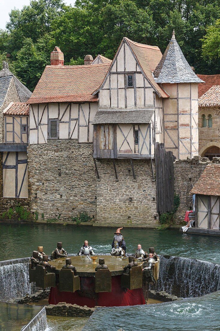 Frankreich, Vendee, Les Epesses, historischer Themenpark Le Puy du Fou, die Rittershow am runden Tisch