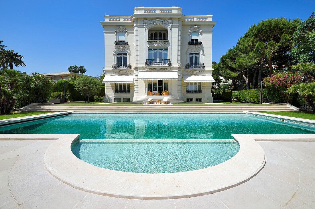 France, Alpes Maritimes, Cannes, the Villa La Californie where Picasso lived, today renamed the Pavillon de Flore by Marina Picasso