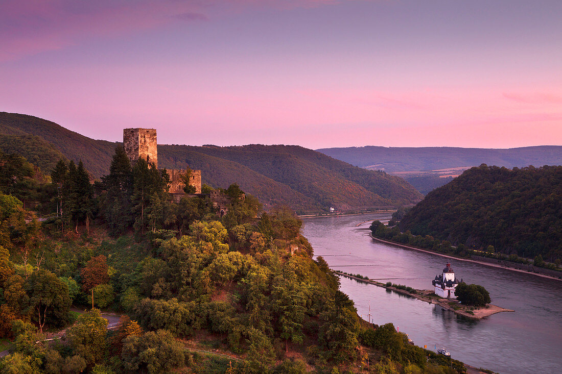Burg Gutenfels und Pfalzgrafenstein, Rhein, Rheinland-Pfalz, Deutschland