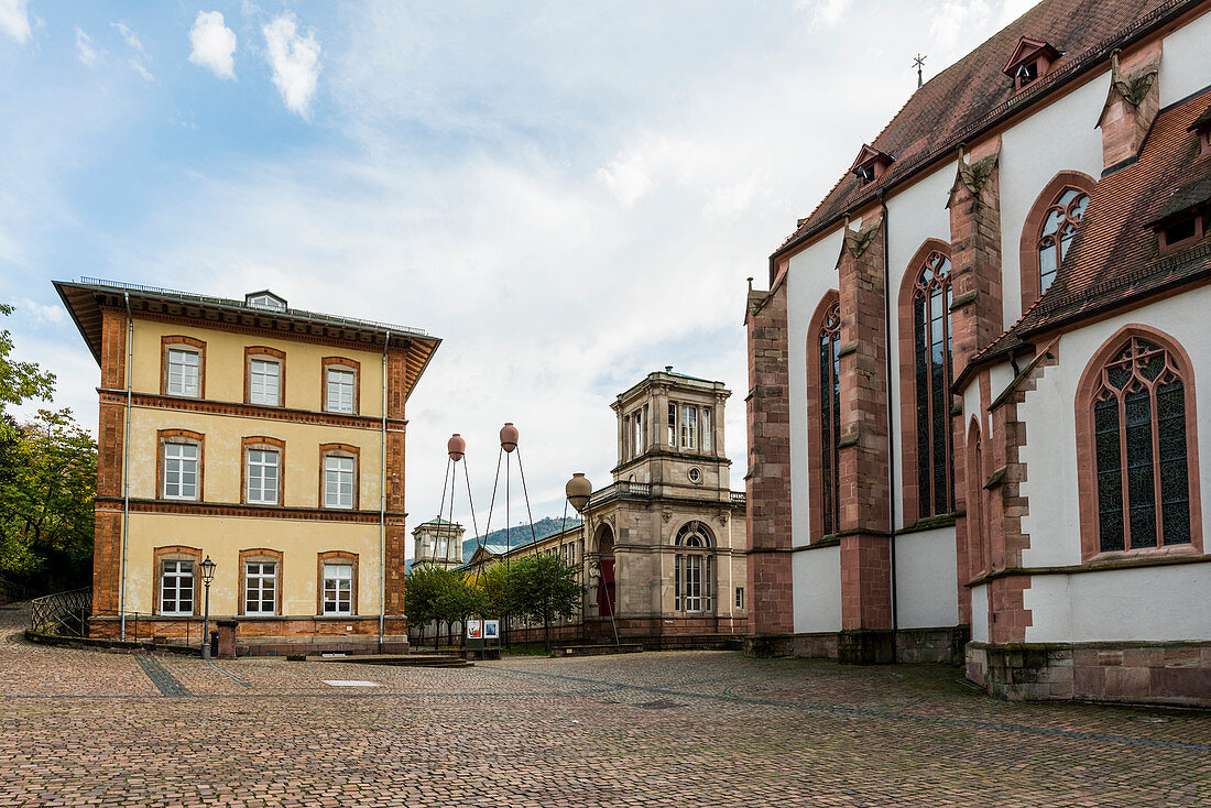 Friedrichsbad und Stiftskirche, Baden-Baden, Schwarzwald, Baden-Württemberg, Deutschland