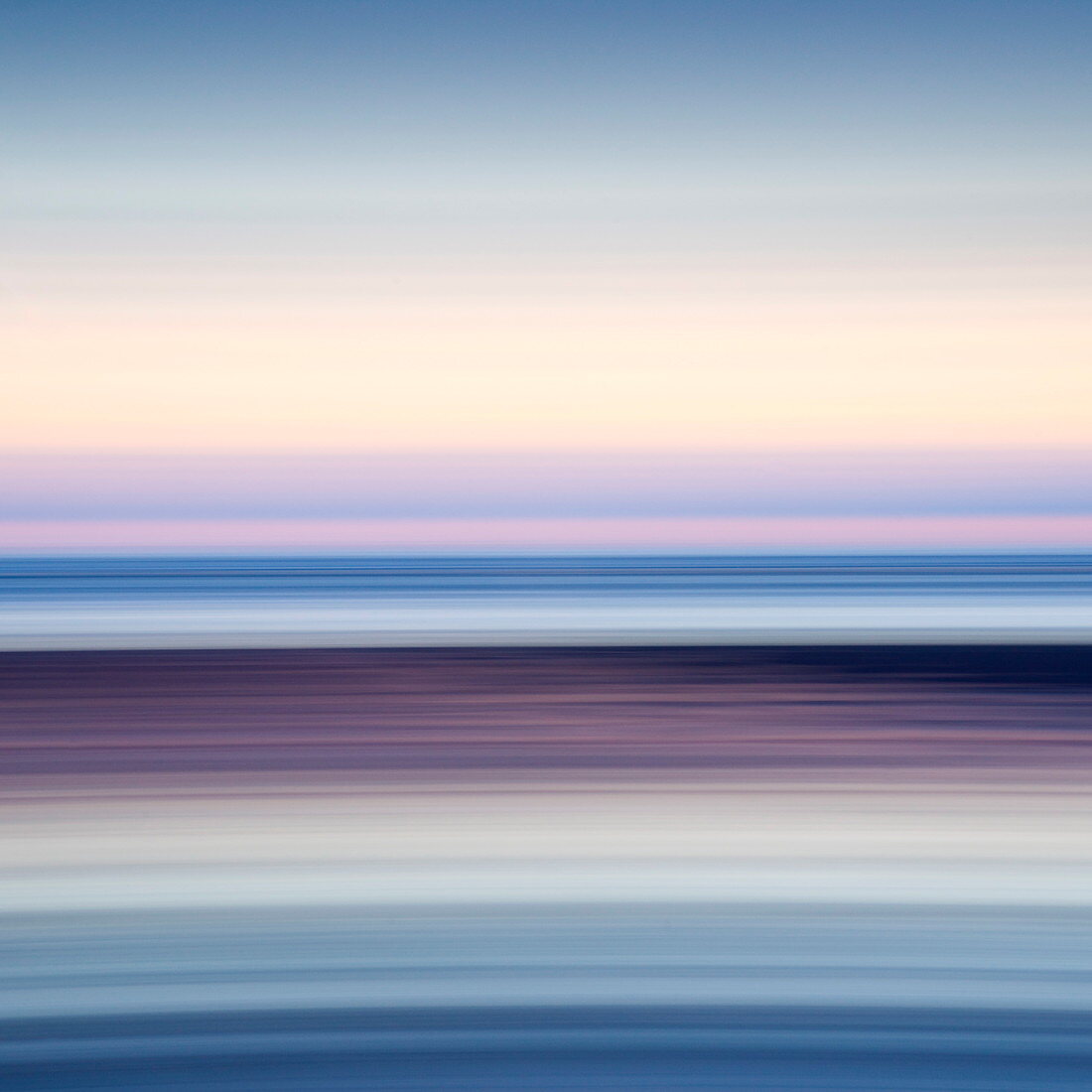 Abstrakte Ansicht von Alnmouth Beach zur Nordsee, Alnmouth, Northumberland, England, Vereinigtes Königreich, Europa