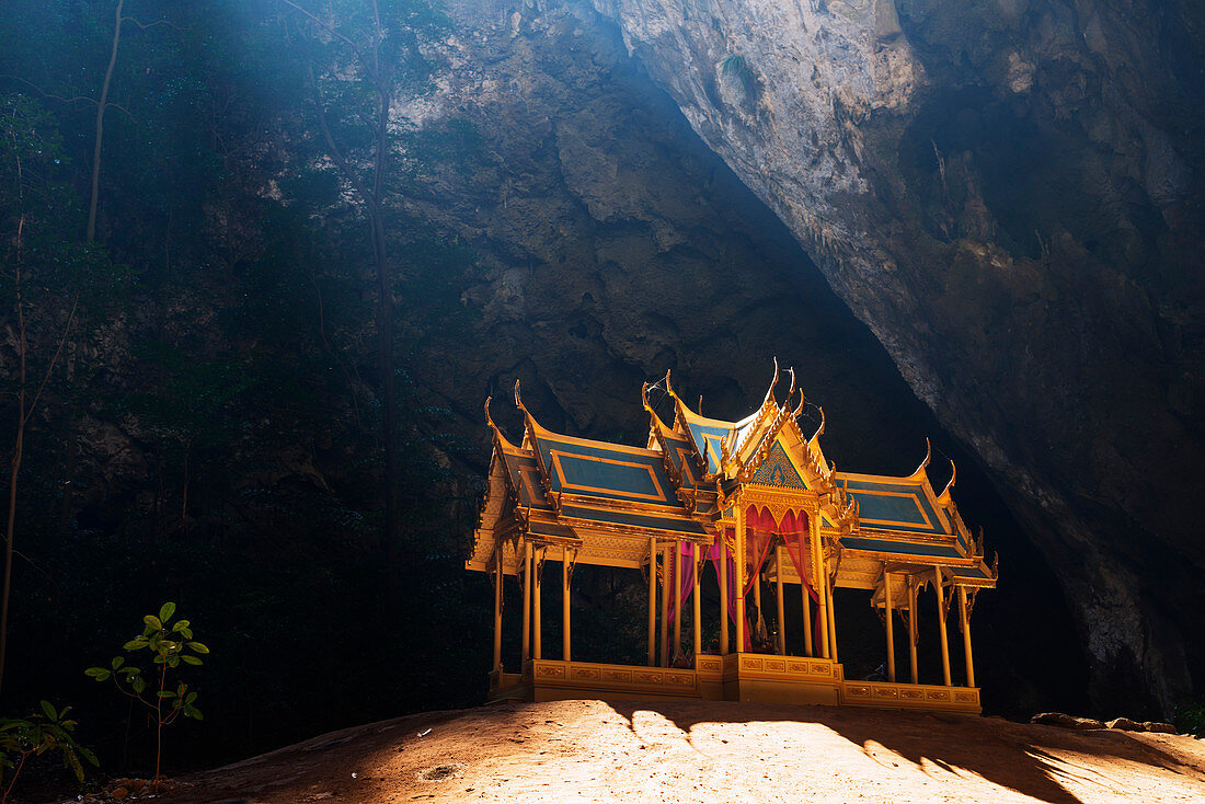 Royal pavilion, Tham Phraya Nakhon Cave, Khao San Roi Yot National Park, Prachuap Kiri Khan, Thailand, Southeast Asia, Asia