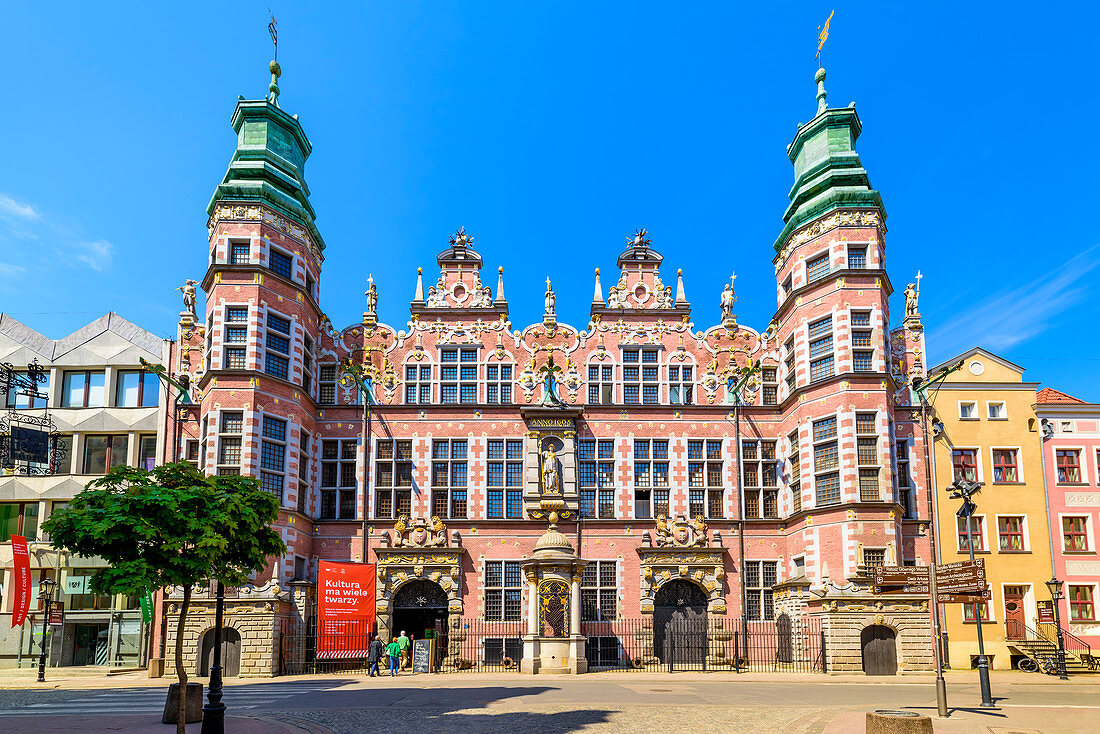 Die Große Waffenkammer, heute Akademie der bildenden Künste, Danzig, Polen, Europa