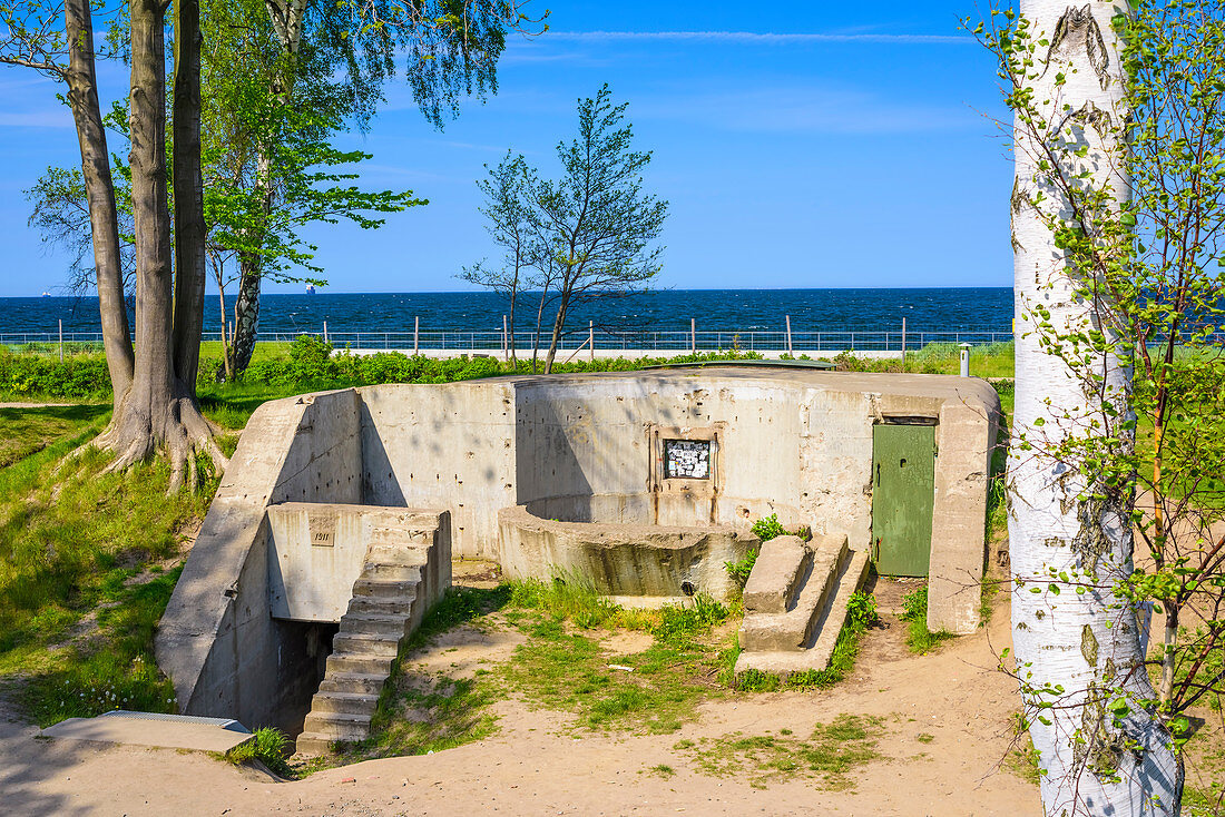 Einer der erhaltenen Bunker mit dem Namen „Placowka Fort“ auf der Westerplatte, Halbinsel in Danzig, Polen, Ostseeküstenmündung der Toten Weichsel