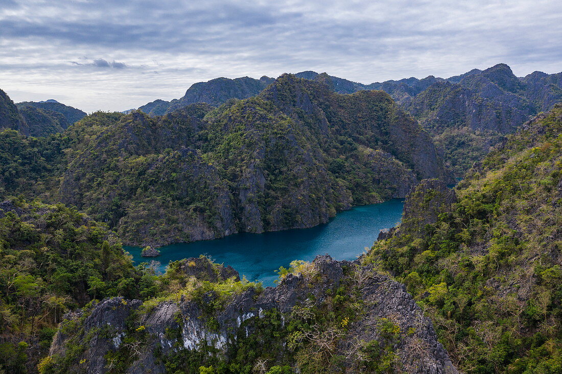 Luftaufnahme von Kayangan See, Banuang Daan, Coron, Palawan, Philippinen, Asien