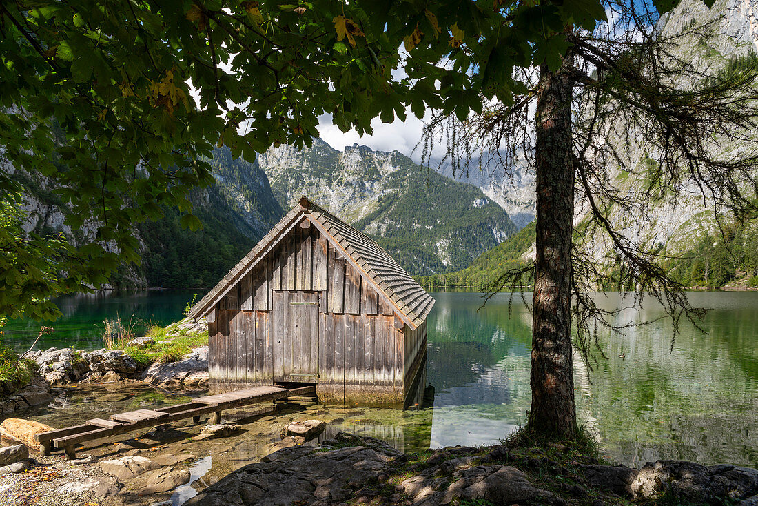 Boathouse on Obersee with barbed heads and Watzmann, Berchtesgaden National Park, Berchtesgadener Land, Upper Bavaria, Bavaria, Germany, Europe