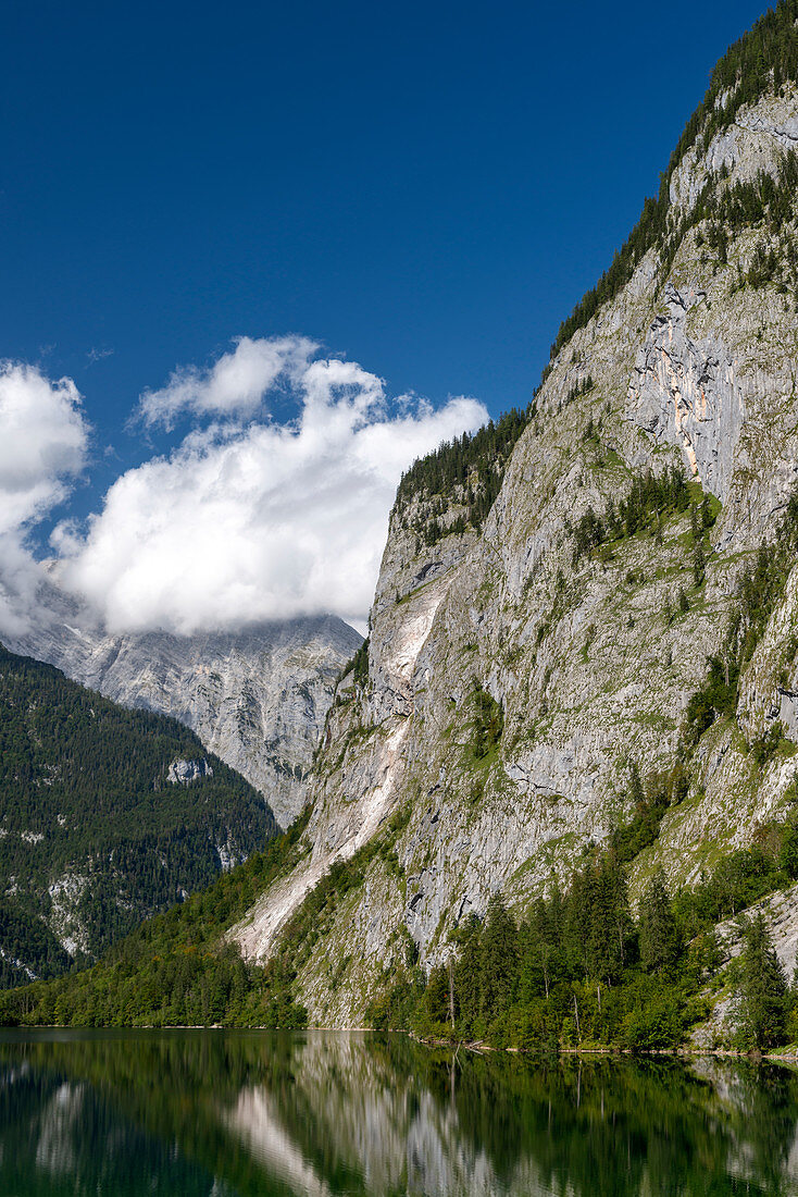 Obersee with Kaunerwand, Watzmann and barbed heads, Berchtesgaden National Park, Berchtesgadener Land, Upper Bavaria, Bavaria, Germany, Europe