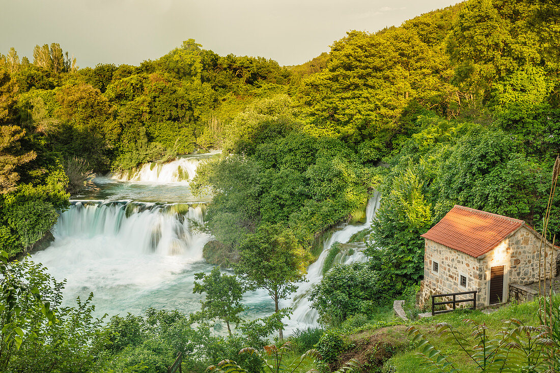 Skradinski Buk Wasserfälle, Krka Nationalpark, Dalmatien, Kroatien, Europa