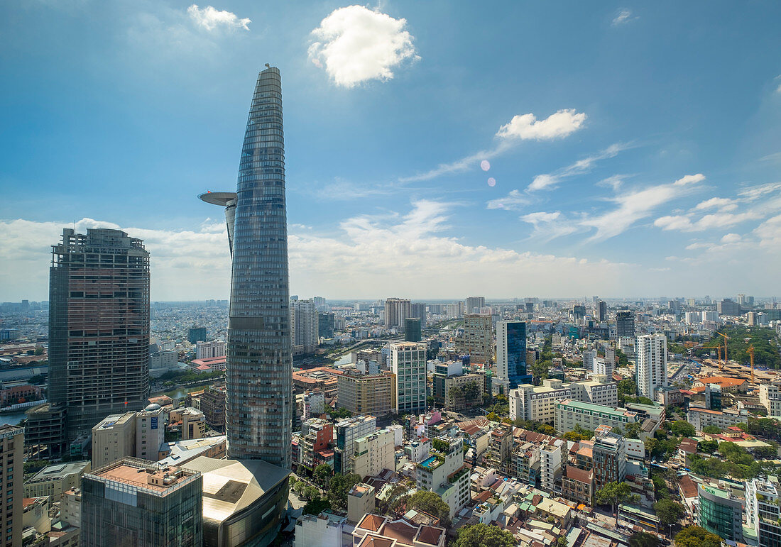 Blick auf die Skyline der Stadt, Ho-Chi-Minh-Stadt, Vietnam, Indochina,