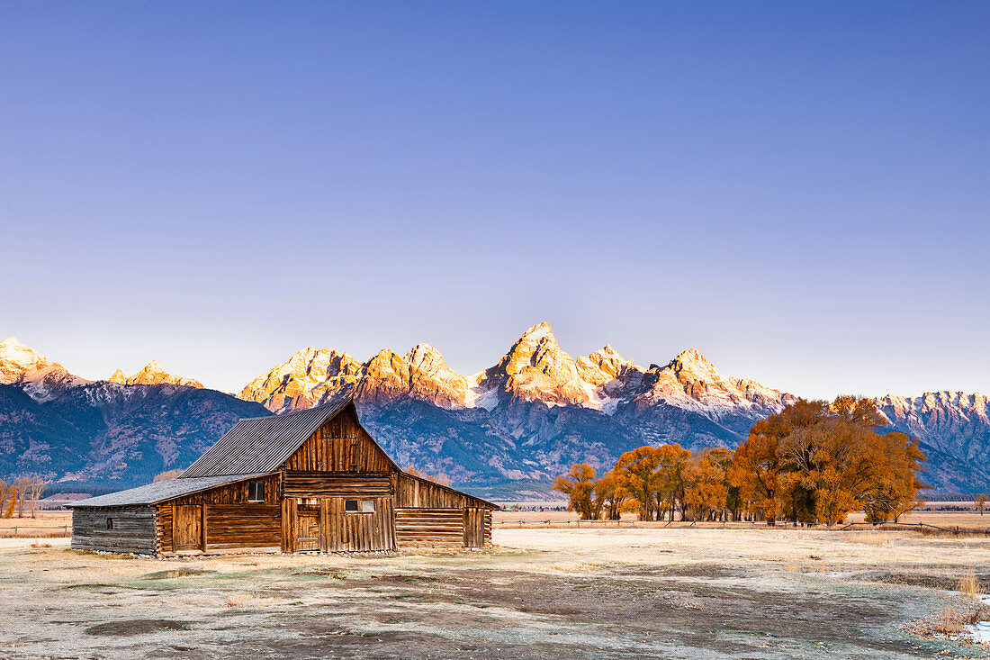 Mormon Row and Teton Range, Grand Teton National Park, Wyoming, United States of America, North America