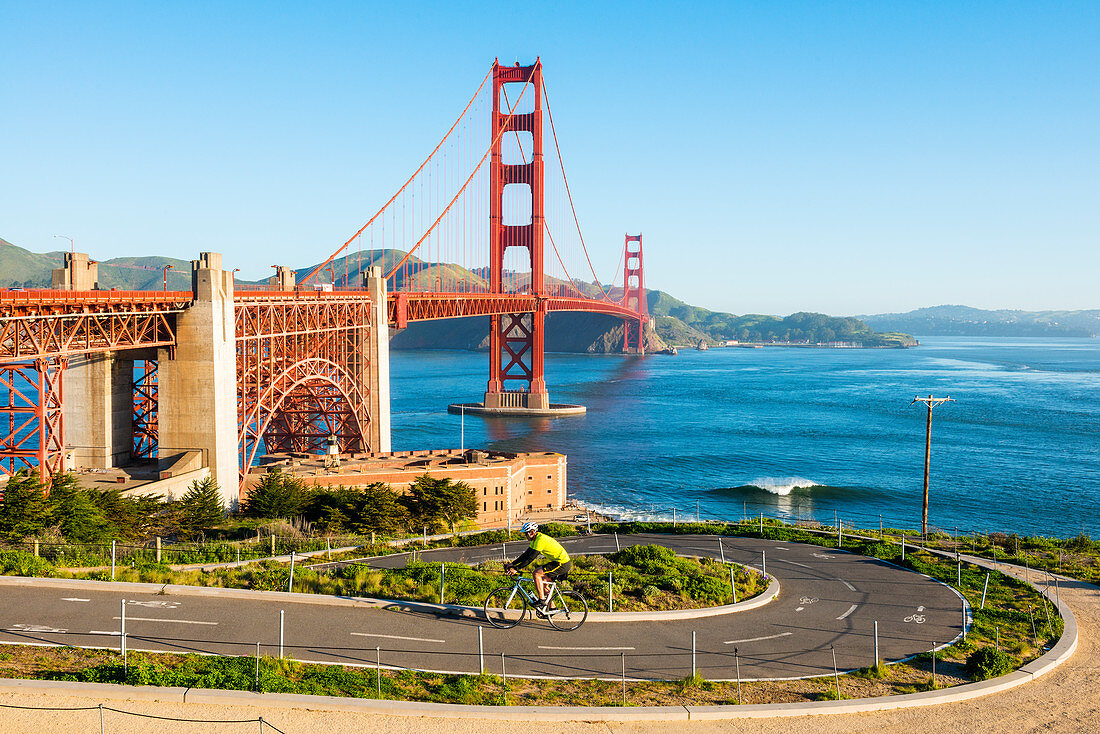 Golden Gate Bridge, San Francisco, California, United States of America, North America