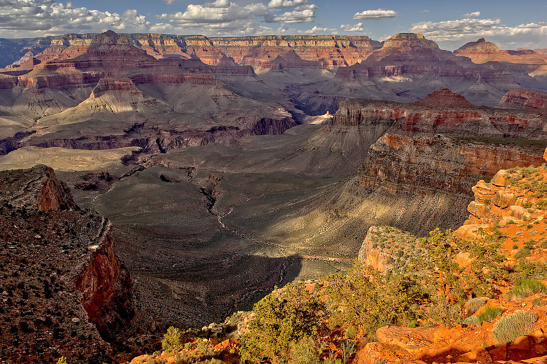 Grand Canyon South Rim viewed from Cedar Ridge along the South Kaibab Trail, UNESCO World Heritage Site, Arizona, United States of America, North America