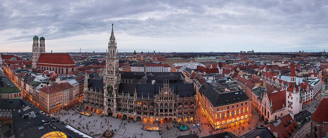 Frauenkirche, town hall, Marienplatz and Kaufingerstrasse of the city of Munich from above in the evening