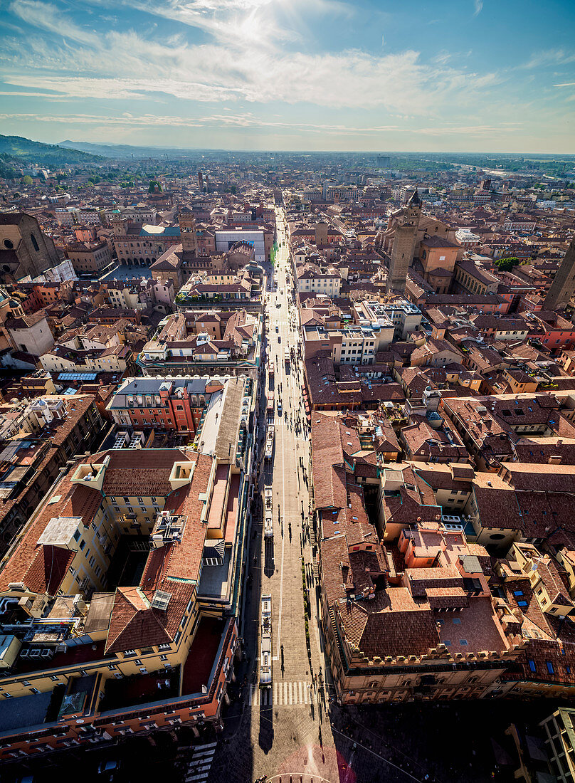 Via Rizzoli, elevated view from the Asinelli Tower, Bologna, Emilia-Romagna, Italy, Europe