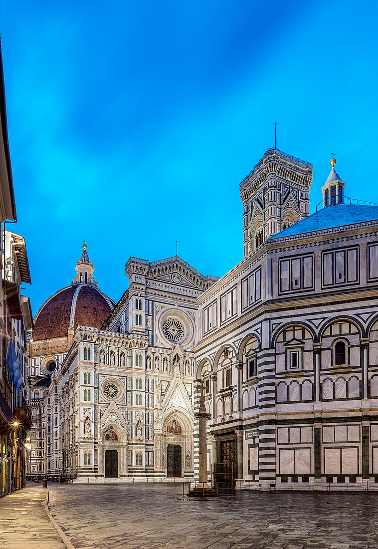 Santa Maria del Fiore Cathedral at dawn, Florence, UNESCO World Heritage Site, Tuscany, Italy, Europe