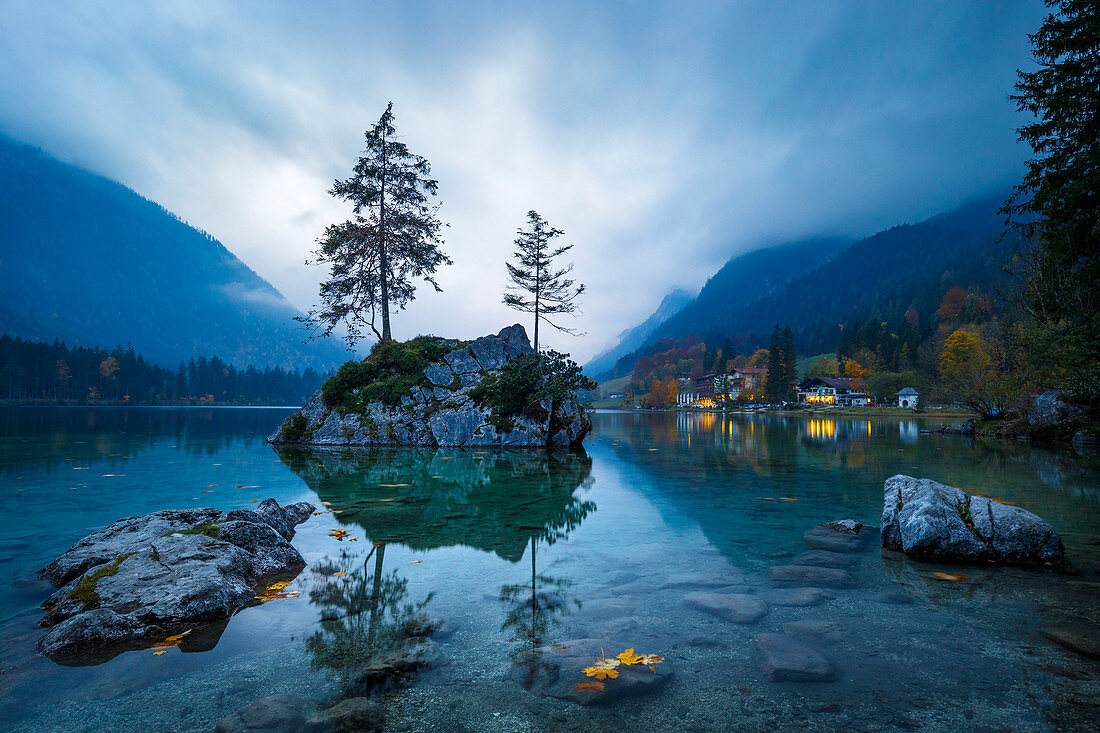 Hintersee im Herbst, Berchtesgaden, Bayern, Deutschland