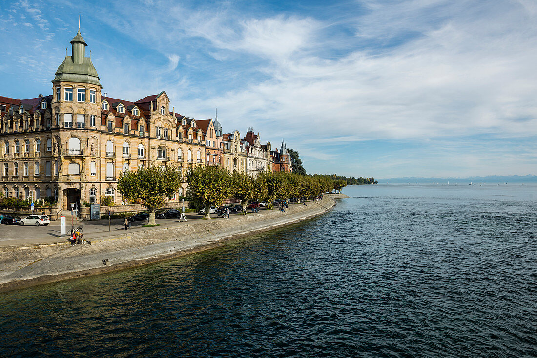 Jugendstilhäuser in der Seestraße, Konstanz, Bodensee, Baden-Württemberg, Süddeutschland, Deutschland