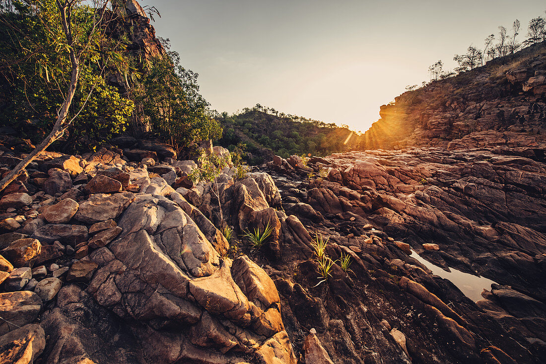 Wasserfälle Edith Falls im Nitmiluk National Park, Northern Territory, Australien, Wasserfall bei Sonnenuntergang