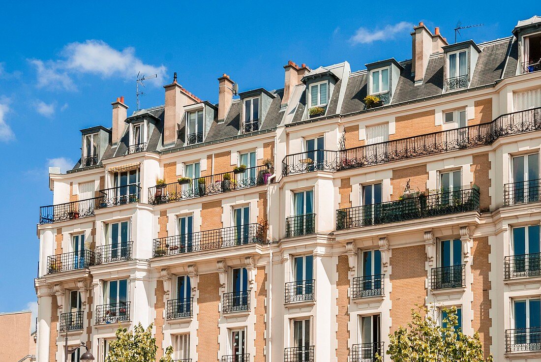 France, Paris, 17th arrondissement, Batignolles, building, Cardinet's street