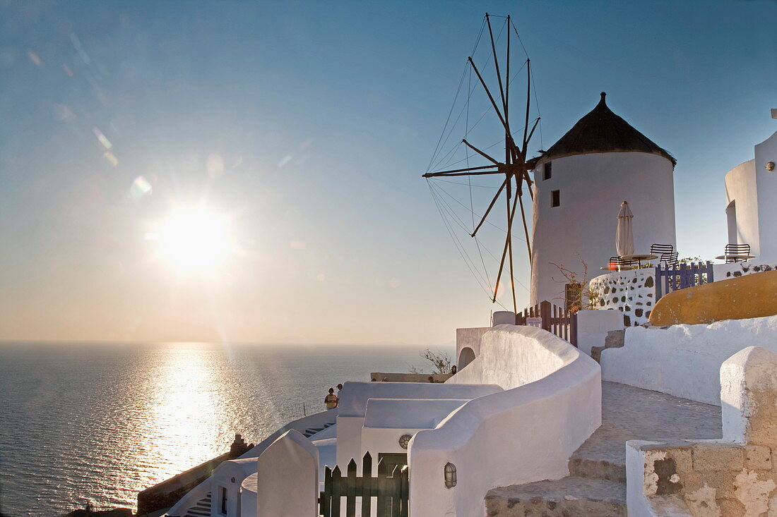 Windmill, Oia, Santorini (Thira), Cyclades Islands, Greek Islands, Greece, Europe