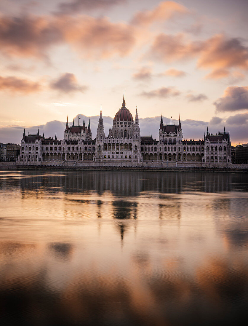 Sunrise behind the Hungarian Parliament Building and Danube River, Budapest, Hungary, Europe