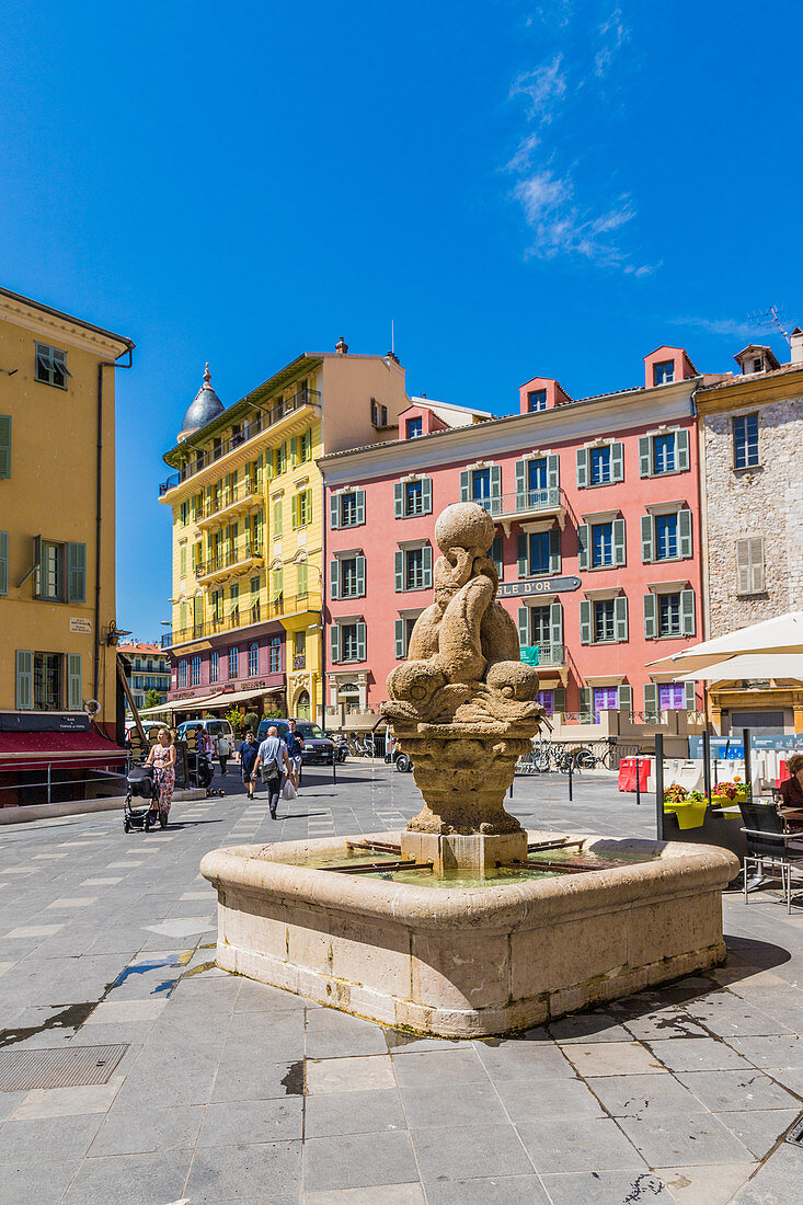Saint Francois Platz in der Altstadt, Nizza, Alpes Maritimes, Côte d'Azur, Französische Riviera, Provence, Frankreich, Mittelmeer, Europa