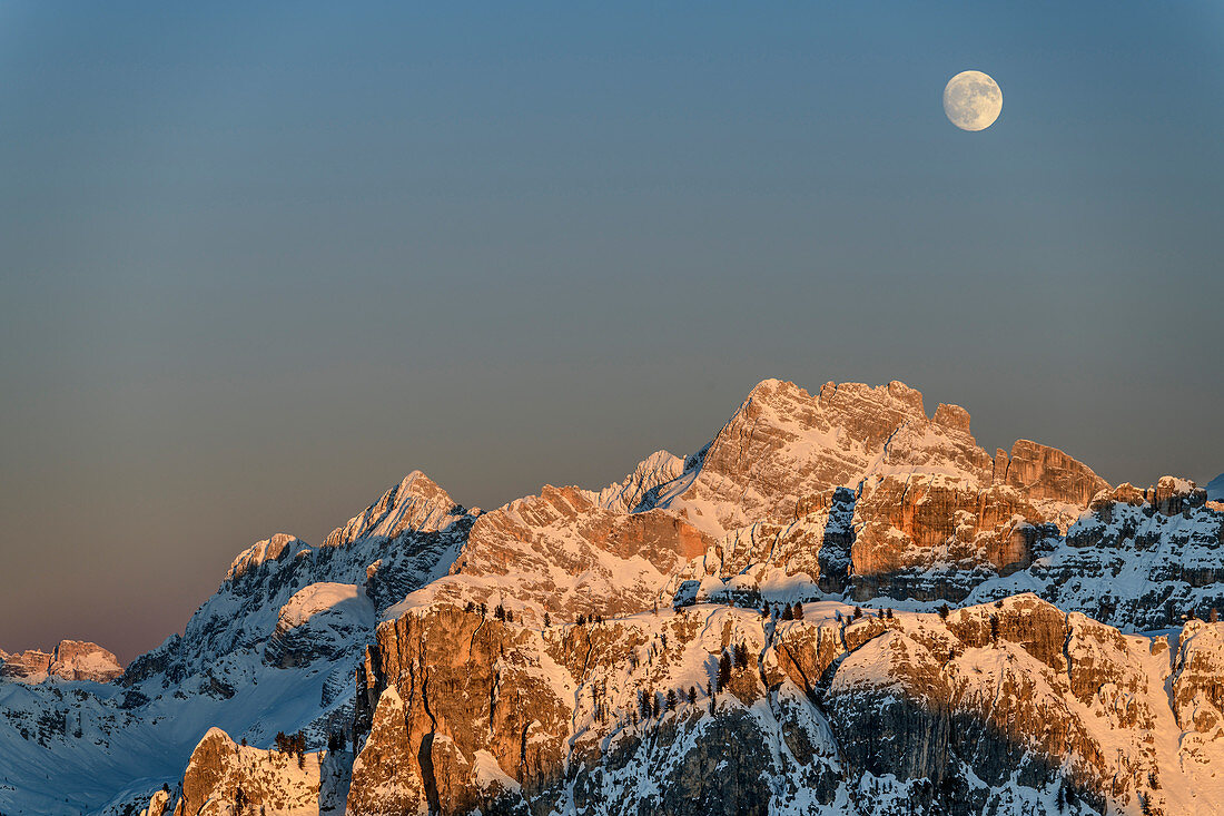Moon over Sorapis group, Dolomites, Dolomites World Heritage Site, Veneto, Veneto, Italy