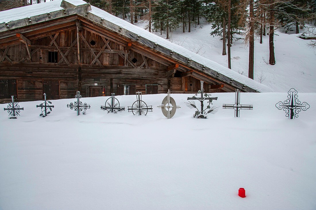 Friedhof von St. Gertraud, im Ultental, Südtirol, Italien