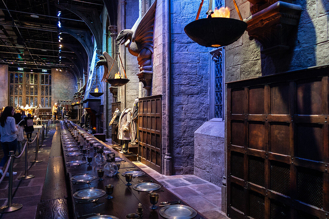 GREAT HALL, STUDIO TOUR LONDON, THE MAKING OF HARRY POTTER, WARNER BROS, LEAVESDEN, UNITED KINGDOM