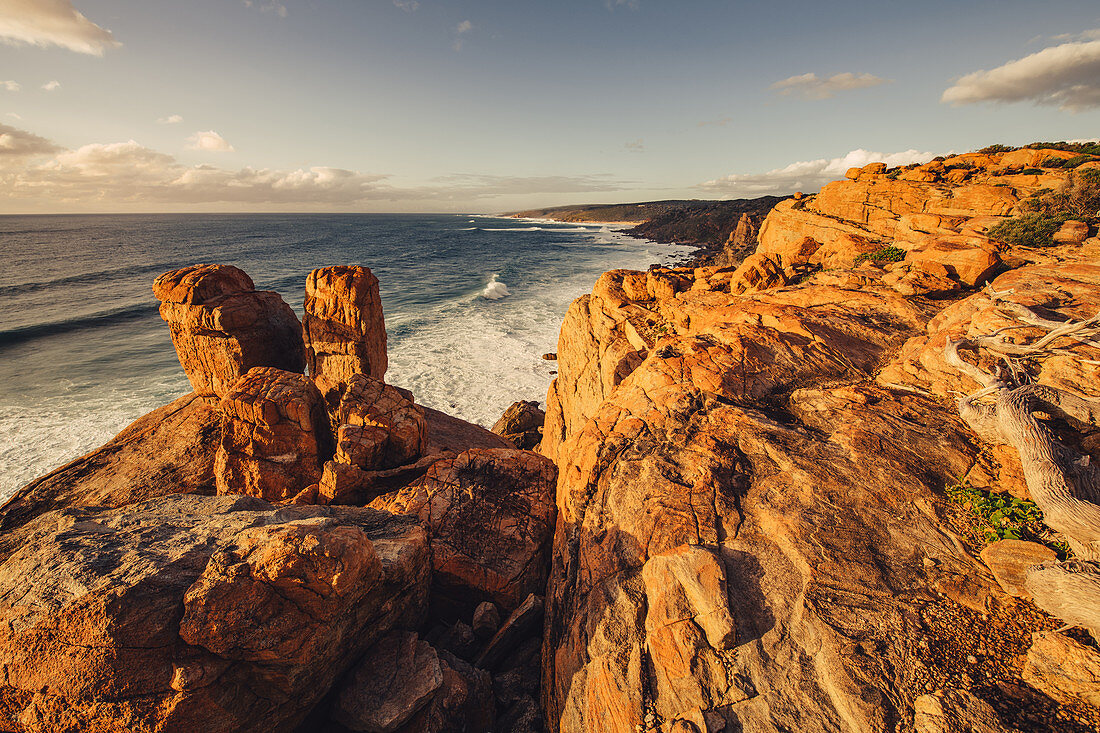 Sonnenuntergang bei den Wilyabrup sea cliffs bei Margaret River, Westaustralien, Australien, Ozeanien