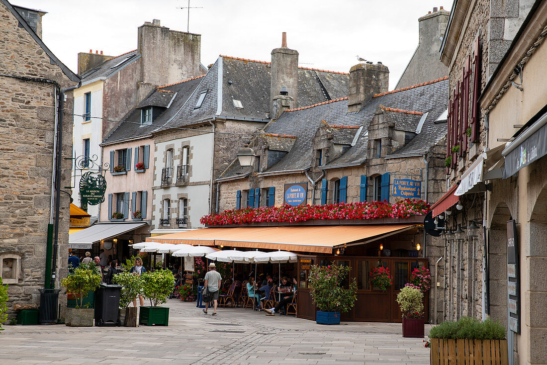 Center of the medieval old town of Ville Close, Concarneau, Arrondissement Quimper, Departement Finistere, Brittany, France, Europe