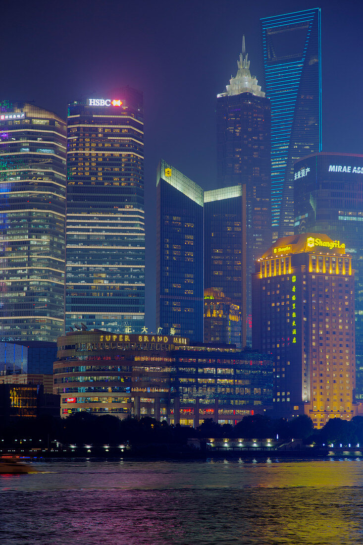 Shanghai Stadtbild bei Nacht, China LA008701