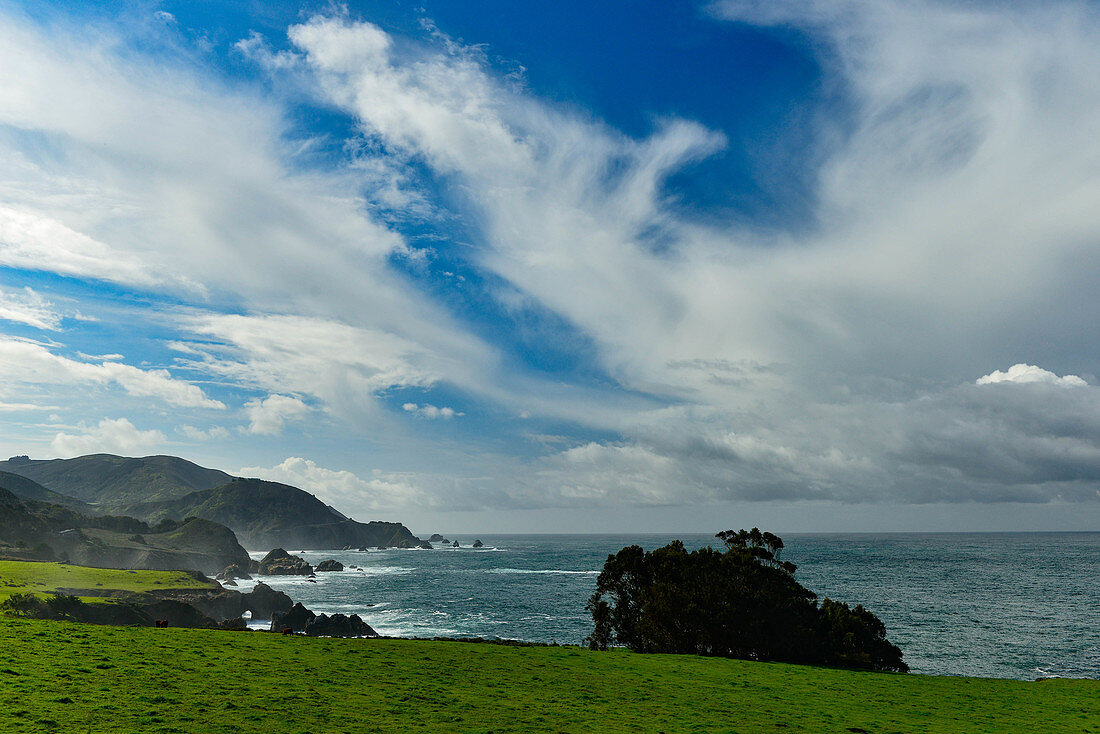 View of the coastline and the Pacific at Carmel Highlands, California, USA