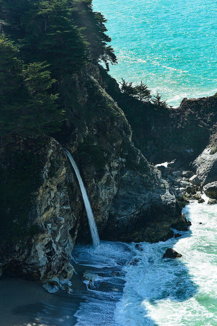 Close-up view of the McWay waterfall in Julia Pfeiffer Burns State Park, California, USA
